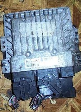 Блок управління двигуном ебу renault s180153104a 237102426r 65832099
