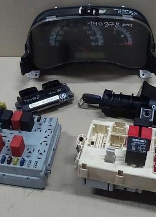 Блок управління двигуном ебу punto ii 1.2 8v iaw59f.e4