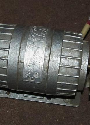 Електромотор аве-042-4му3