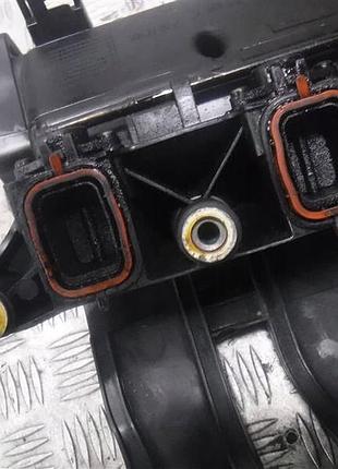 Впускний колектор bmw e90 e91 2.0d 2