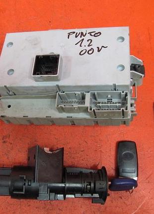 Блок управления двигателем эбу fiat punto 2 ii 1.2 8v 188a4000 на коробка bsi запалювання комплект