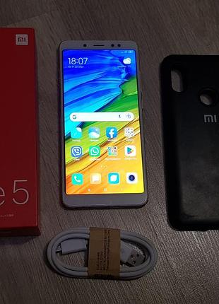 В ідеалі xiaomi redmi note 5 4/64gb