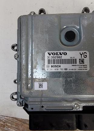 Блок управления двигателем эбу volvo 0281030782 31392982 yg