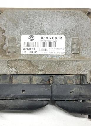 Блок управления двигателем эбу skoda octavia i 06a906033dm 1.6 102km 98-10, блок управління