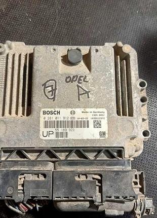 Блок управління двигуном ебу opel astra 1.9 cdti 55189923 0281011912