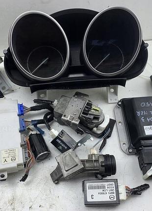 Блок управления двигателем эбу mazda 3 09-13 2.2 mzr-cd, r2aj18881f