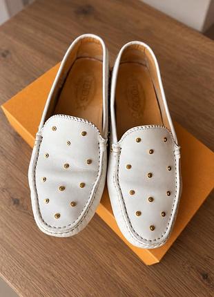 Лофери tod’s gommini borchie, р. 39