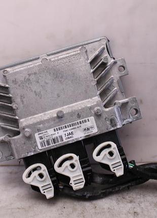 Блок управления двигателем эбу ford 7g91-12a650-ahe