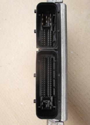 Блок управления двигателем эбу skoda 036906034he 3