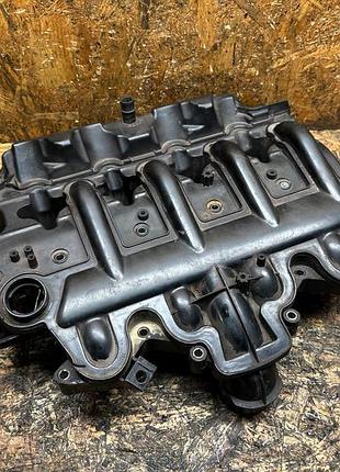 Впускний колектор кришка renault 2.5 dci g9u