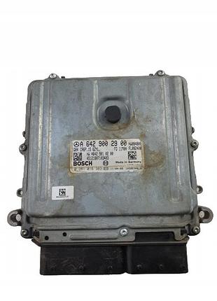 Блок управління двигуном ебу mercedes-benz a6429002900