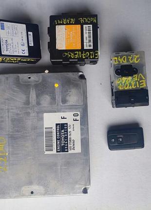 Блок управления двигателем эбу toyota f-100 corolla verso 2004-2008 2.2 d4d 136km immo 89661-0f100