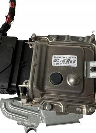 Блок управління двигуном ебу mercedes-benz a0009006706