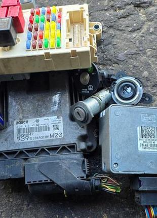 Блок управління двигуном ебу alfa romeo 159 2.4 jtdm immo 0281012145