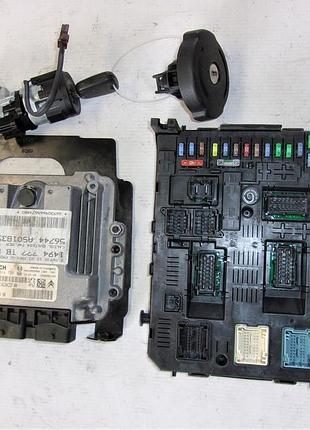 Блок управління двигуном ебу bosch 9665674480 0281014729