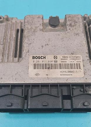 Блок управління двигуном ебу 0281011890, 8200402578 opel vivaro 2.5 cdti