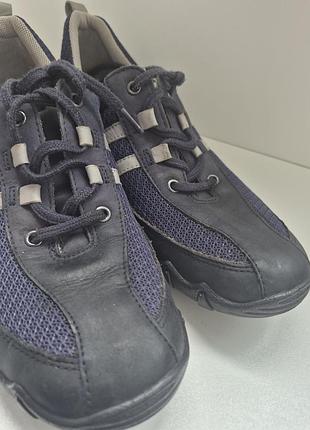 Кроссовки 40-41 размер 7