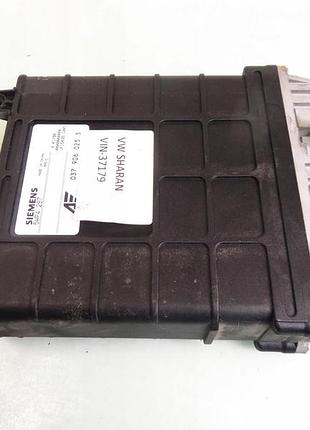 Блок управления двигателем эбу volkswagen sharan i 2.0 037906025s
