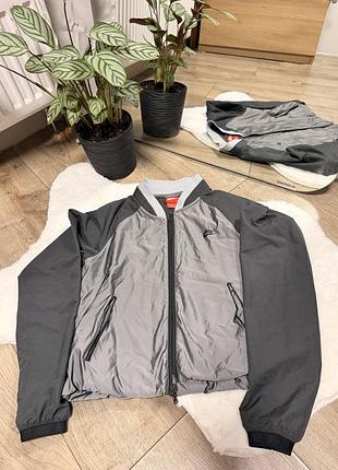 Вітровка nike оригінал розмір s