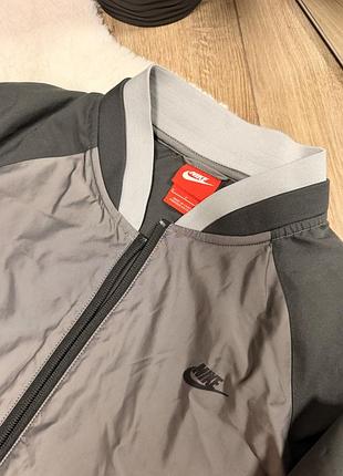 Вітровка nike оригінал розмір s 3