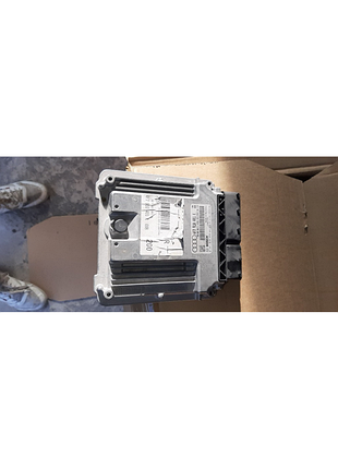 Блок управління двигуном ебу audi a6 c6 4f 2.7 cana 4f7910401k