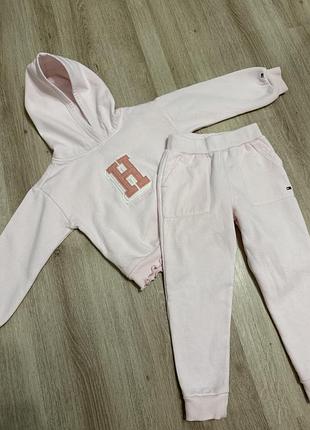 Костюм tommy hilfiger 3-4 роки