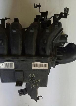 Впускний колектор 55578687 opel mokka 1.6i 16v