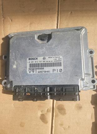 Блок управління двигуном ебу bosch 0281012597