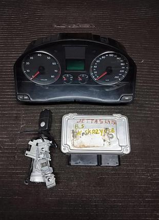 Блок управління двигуном ебу volkswagen jetta golf v ний лічильник 1.4 tfsi 03c906022j