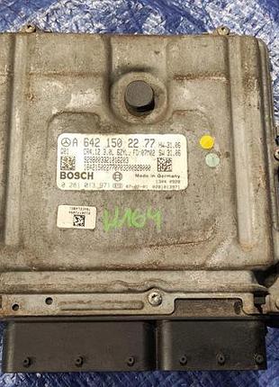 Блок управления двигателем эбу mercedes-benz ml w164 3.0 3.2 cdi v6 om642 a6421502277 0281013971
