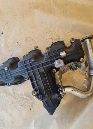 Впускний колектор audi 03l129711al
