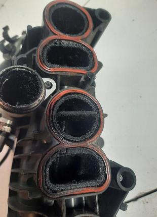 Впускний колектор bmw e81 e60 e90 e83 2.0d 7810179 7