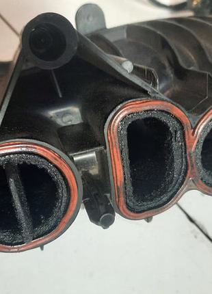 Впускний колектор bmw e81 e60 e90 e83 2.0d 7810179 8