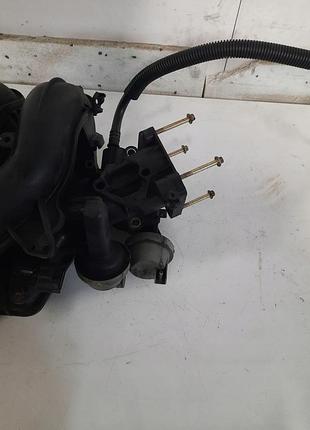 Впускний колектор ford 1.8 2.0 3