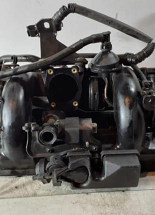 Впускний колектор 1438140 bmw e39 2.5tds