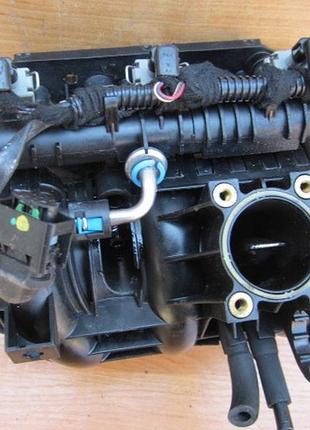 Впускний колектор opel corsa c agila 1.0 12v z10xe двигун 0280600039 55350544