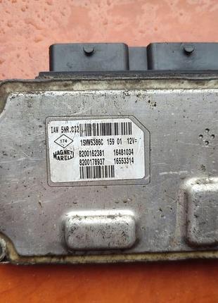 Блок управління двигуном ебу renault clio ii 8200162381 8200178937