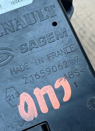 Блок управління двигуном ебу bsi module uch renault clio ii 2000-2005 1.2 b 21659062-7 21658964-5d 3
