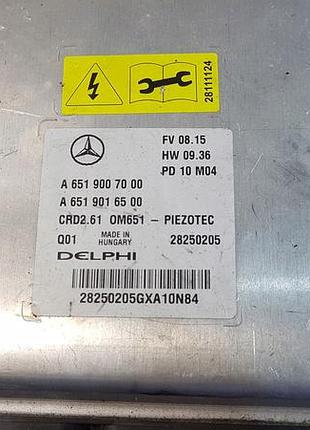 Блок управління двигуном ебу delphi a6519007000 a6519016500 2