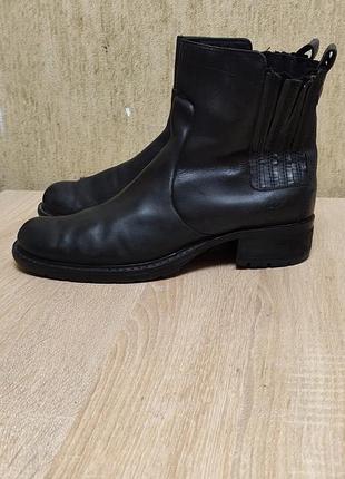 Шкіряні черевики челсі timberland