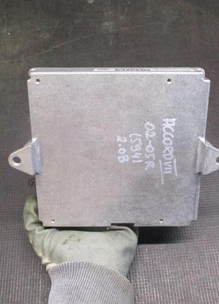 Блок управління двигуном ебу honda 37820rbee01