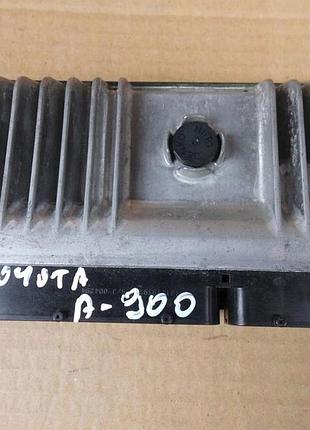 Блок управления двигателем эбу toyota 89661-0u140