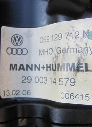 Впускний колектор 059129712n audi q7 bug 3.0tdi 2