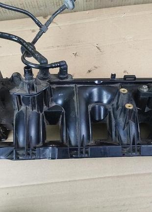 Впускний колектор 140032069r renault megane iii tce