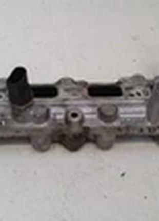 Впускний колектор 03c907386c golf 5 v + plus