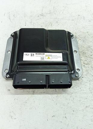 Блок управління двигуном ебу subaru forester iv sj 2.0d 22611av580
