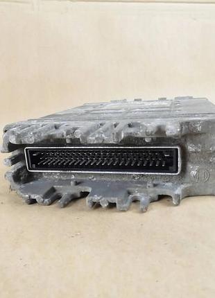 Блок управління двигуном ебу renault master ii 0281010142 8200059886 2