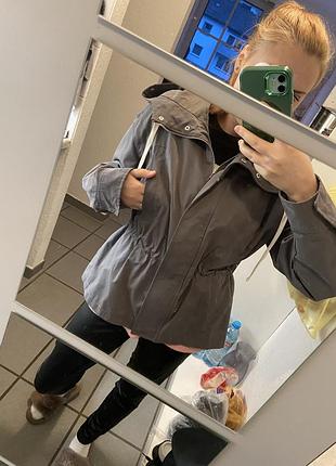Куртка на осінь бренду zara xs оверсайз або для вагітних