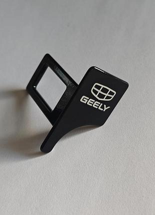 Заглушка ременя безпеки з логотипом geely чорні принт 20х40мм метал