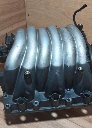 Впускний колектор audi a6 c5 2.4 v6 078133151bh